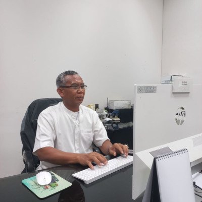 Post Photo